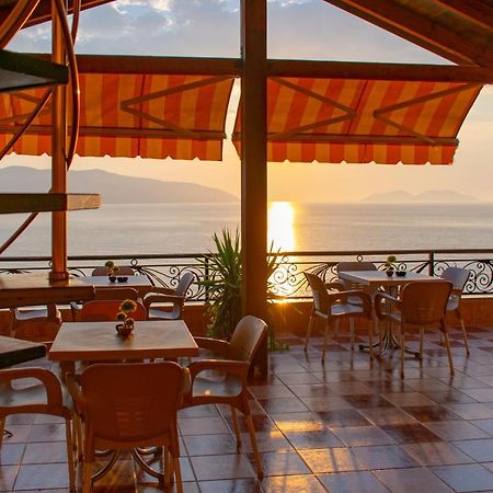 Vila Zahaj Vlore Bagian luar foto