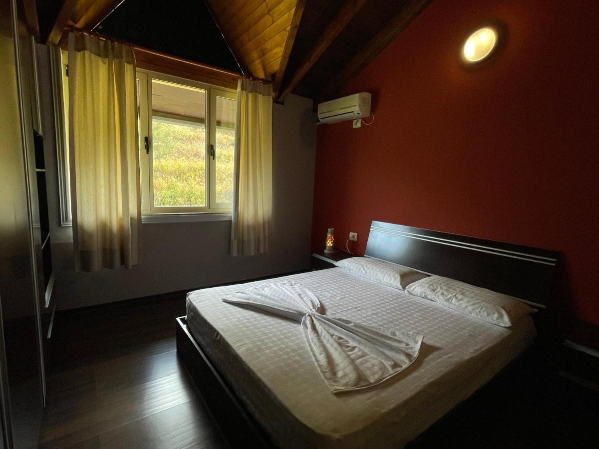 Vila Zahaj Vlore Bagian luar foto