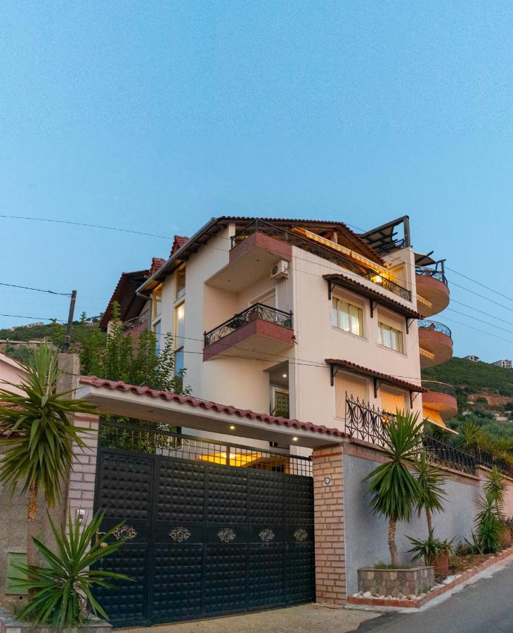 Vila Zahaj Vlore Bagian luar foto